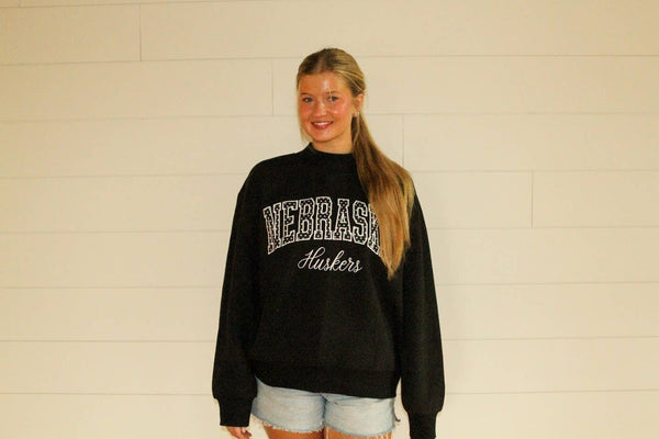 POLKA DOT HUSKERS MOCKNECK