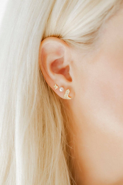 Screwback Stud Earrings - Daisy Cowgirl Boot