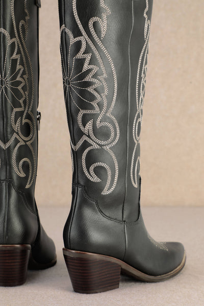 GIADA Cowgirl Boot - Black